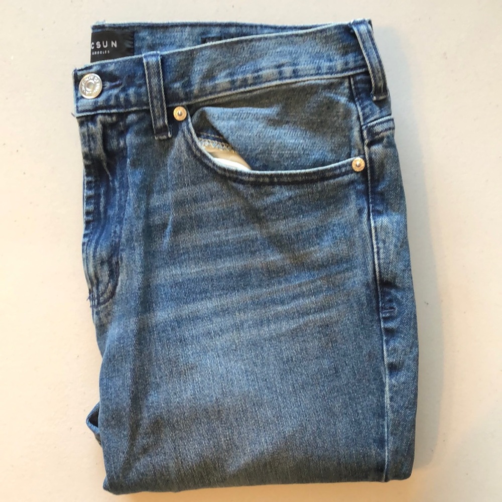 Size 32 x 30 comfort stretch, stacked skinny, blue wash jeans from pacsun